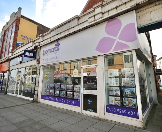 Bernards Portsmouth branch storefront
